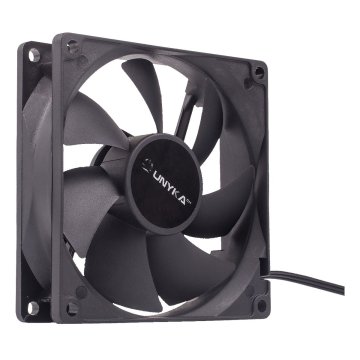 Ventilador Interno Unyka 90mm Color Negro 7 Aspas 2