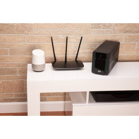 Sai Apc Bvx700li Easy Ups 700va 230v Avr 4 Tomas Iec