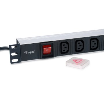 (km0) Regleta Alimentacion Aluminio Rack 19" 1u 8 Tomas Tipo C13 Iec320 Con Interruptor 1.8m Cash30 2